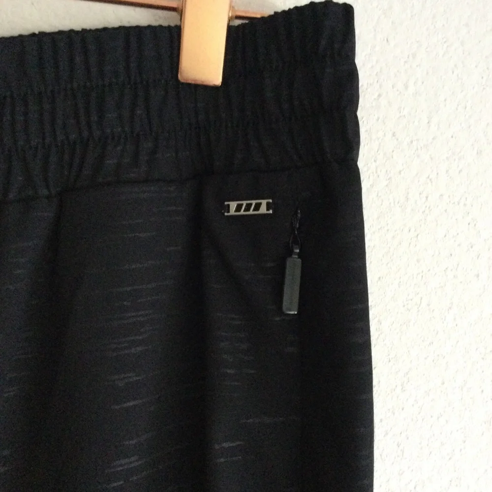LORNA JANE Balance Active Tie 3/4 Crop Pant Black Sz Large - Picture 4 of 15